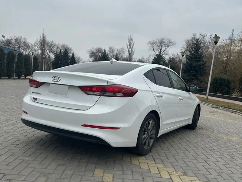 Hyundai Elantra #1246