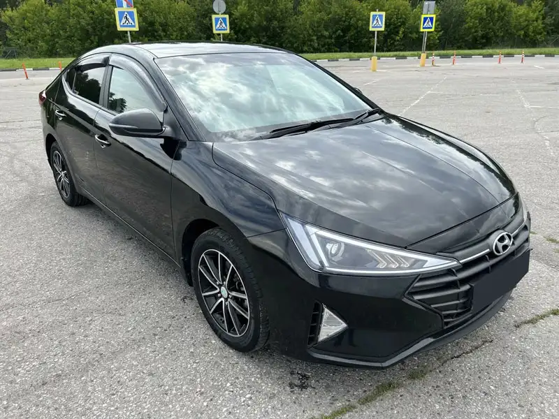 Hyundai Elantra #1718