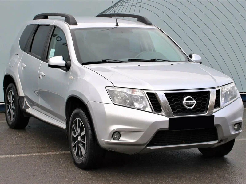 Nissan Terrano #1796